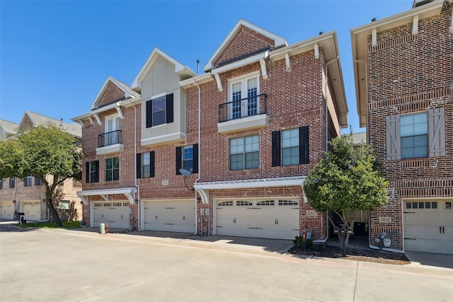 2016 Azure Pointe, Richardson, TX 75080 - multi unit property featuring brick siding and a garage
