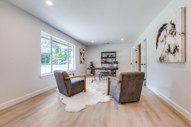 928 Westbrook Dr, Plano, TX 75075 - living room with light wood-style flooring, baseboards, recessed lighting, and an office area