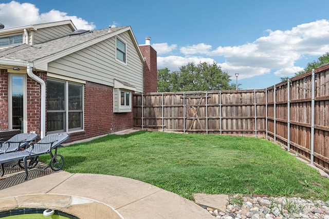 3801 Silver Maple Dr, Carrollton, TX 75007 - view of yard with a patio area
