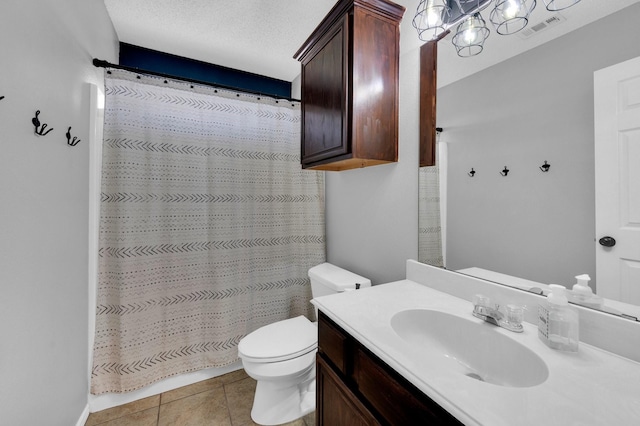 3214 Eagle Ln, Midlothian, TX 76065 - full bath with toilet, vanity, tile patterned flooring, a chandelier, and curtained shower