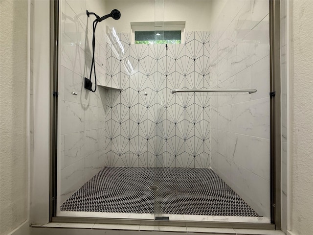 201 E 10th St, Kaufman, TX 75142 - bathroom featuring a shower stall