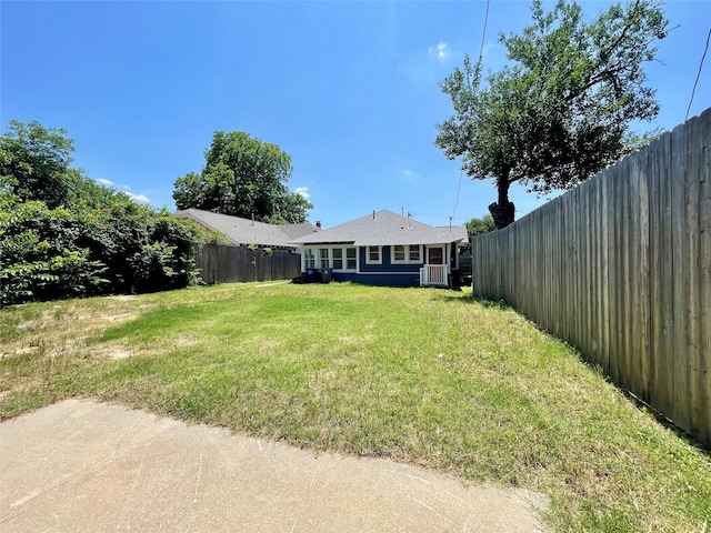 714 Beacon, Dallas, TX 75214 - view of yard