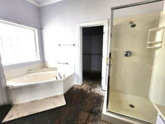 180 Shady Shores Dr, Mabank, TX 75156 - full bathroom featuring ornamental molding, a stall shower, and a garden tub