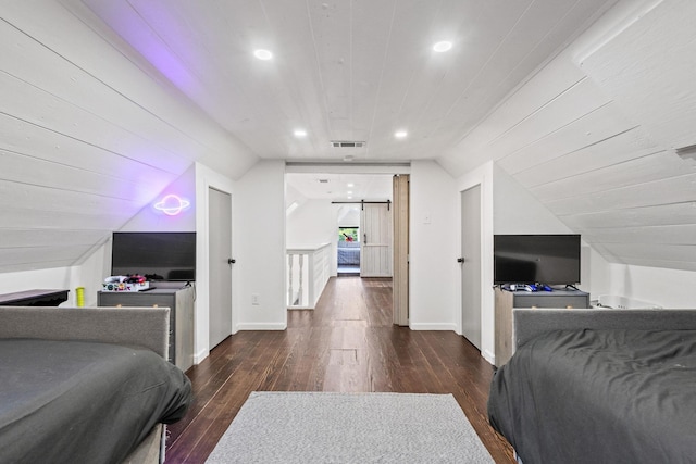 313 Chicken St, Weston, TX 75009 - bedroom featuring hardwood / wood-style flooring, vaulted ceiling, recessed lighting, and baseboards