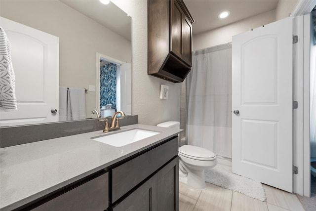 205 Big Creek Loop, Hewitt, TX 76643 - full bath with vanity, toilet, curtained shower, tile patterned flooring, and recessed lighting