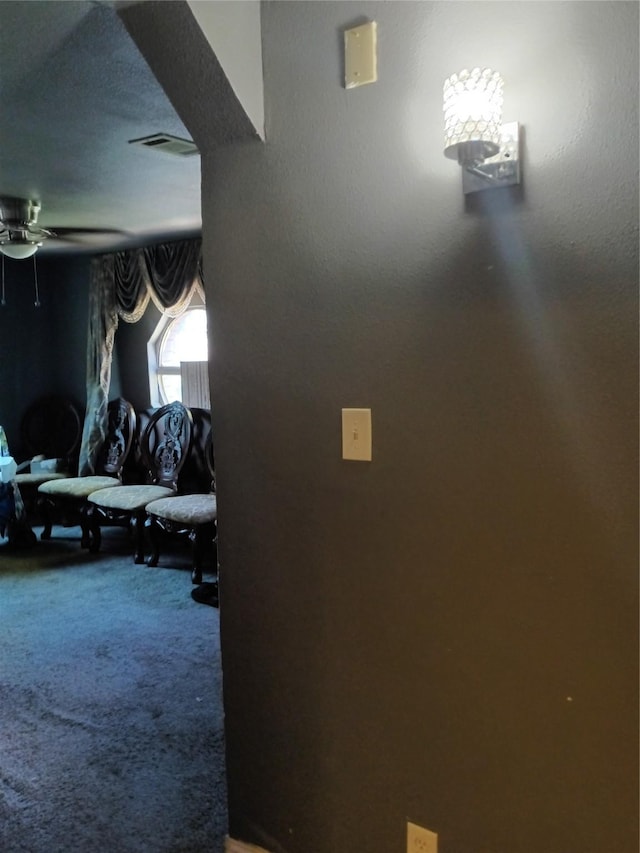 2911 S Denley Dr, Dallas, TX 75216 - hall featuring carpet
