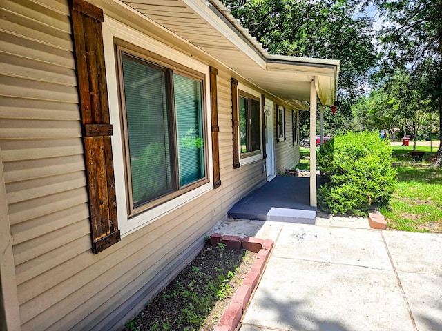 1155 Clay St, Canton, TX 75103 - view of side of home