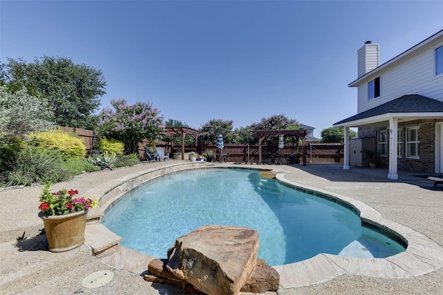 115 Roundup Rd, Waxahachie, TX 75165 - view of swimming pool with a pergola, a patio, and a fenced backyard
