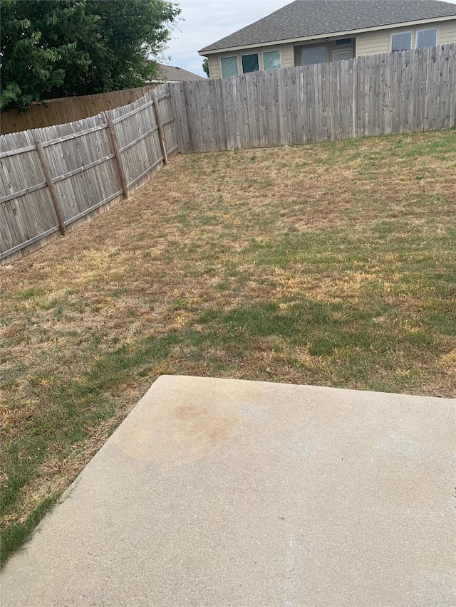 833 San Miguel Trl, Fort Worth, TX 76052 - view of yard with a patio