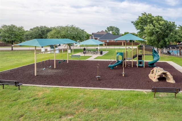 4017 Summerhill Ln, Fort Worth, TX 76244 - community jungle gym with a lawn