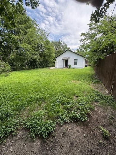 1511 Gurley Ave, Waco, TX 76706 - view of yard