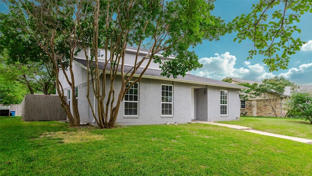 8910 Deerwood Dr, Rowlett, TX 75088 - view of front of property featuring brick siding
