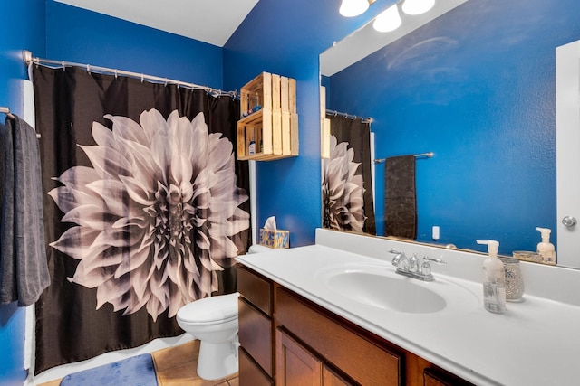 107 Oak Hollow Ln, Red Oak, TX 75154 - full bath featuring vanity, toilet, tile patterned flooring, and a shower with shower curtain
