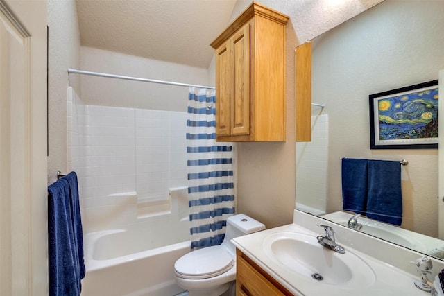 320 Mockingbird Ln, Springtown, TX 76082 - bathroom with toilet, vanity, shower / tub combo with curtain, and a textured ceiling