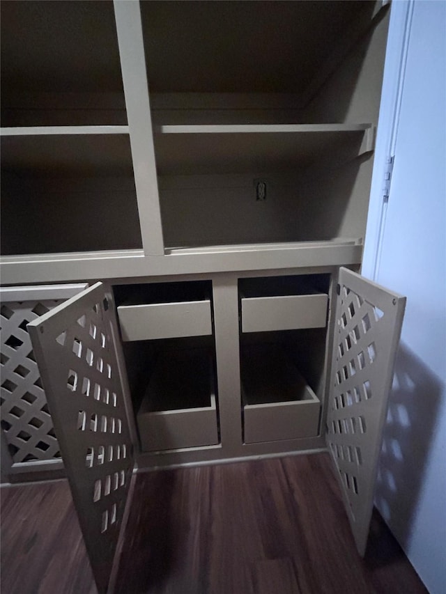 10058 Marblehead Ct, Fort Worth, TX 76108 - detailed view of wood finished floors