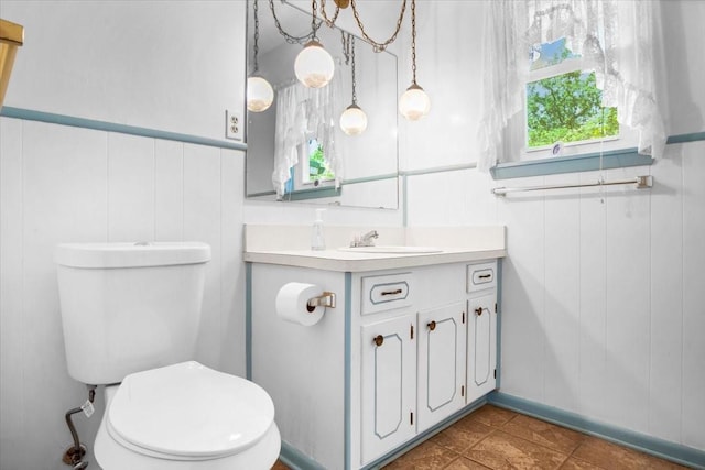 880 S Fm 779, Emory, TX 75440 - bathroom featuring vanity and toilet