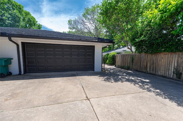 4458 Cardiff Ave, Fort Worth, TX 76133 - view of garage
