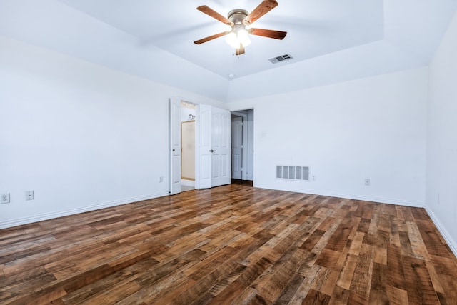 5282 Homeplace Ln, Kaufman, TX 75142 - spare room featuring ceiling fan, wood finished floors, and baseboards