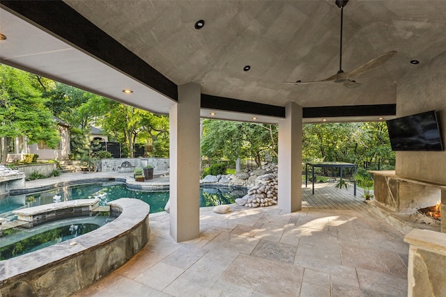 6617 Shady Creek Cir, Plano, TX 75024 - fenced backyard with a pool with connected hot tub, ceiling fan, a patio, and view of wooded area