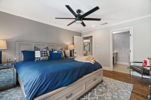 5308 Parkland Ave, Dallas, TX 75235 - bedroom with crown molding, wood finished floors, baseboards, ceiling fan, and recessed lighting
