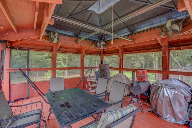 4002 Wilderness Ln, Bossier City, LA 71111 - sunroom with outdoor dining area