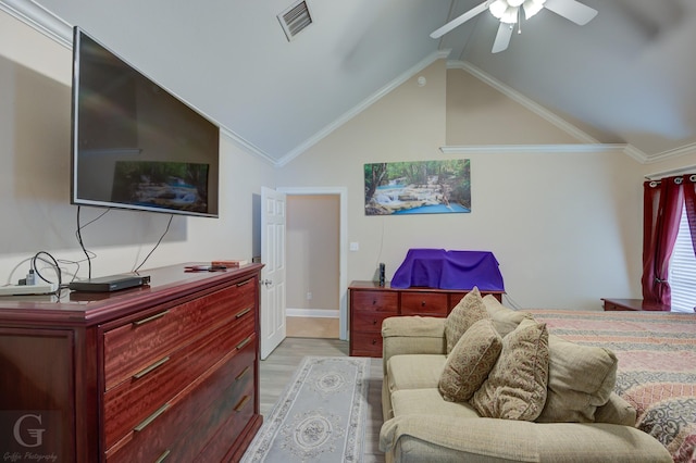 4002 Wilderness Ln, Bossier City, LA 71111 - bedroom with lofted ceiling, light wood-style flooring, and ceiling fan