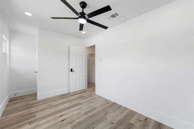 4100 N 30th St, Waco, TX 76708 - unfurnished room featuring baseboards, a ceiling fan, light wood finished floors, recessed lighting, and a smoke detector