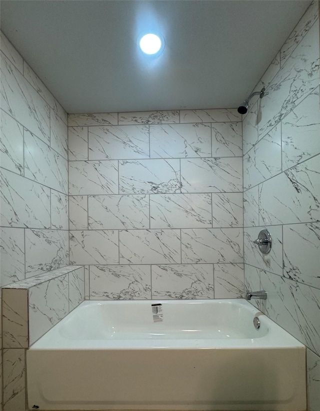 3107 Hale Ave, Fort Worth, TX 76106 - full bathroom featuring shower / tub combination