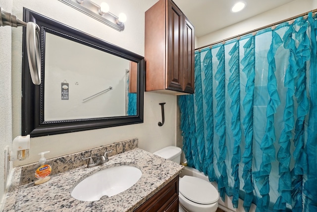 2901 18th St, Fort Worth, TX 76106 - full bathroom with toilet, vanity, and shower / bath combo with shower curtain
