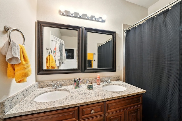 2901 18th St, Fort Worth, TX 76106 - bathroom with double vanity