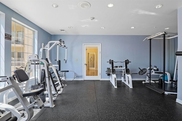 3225 Turtle Creek Blvd Unit 320, Dallas, TX 75219 - workout area featuring recessed lighting and baseboards
