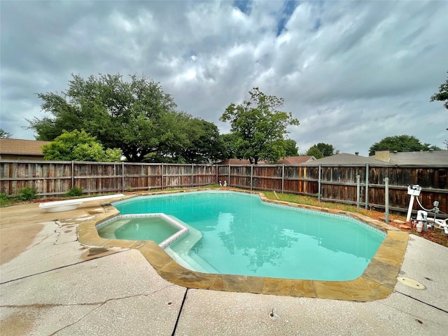 1619 Marquette Dr, Richardson, TX 75081 - view of pool featuring a fenced backyard, a patio area, and a pool with connected hot tub