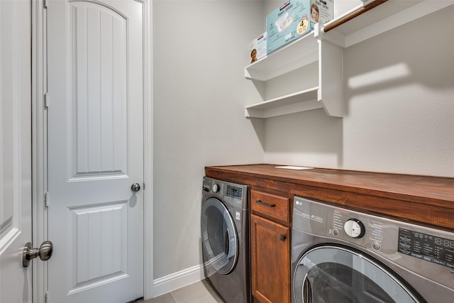 1421 Benavites Dr, Little Elm, TX 75068 - laundry area with independent washer and dryer and baseboards