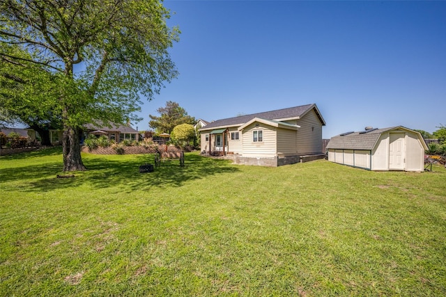 140 Daisey Ln, Justin, TX 76247 - view of green lawn