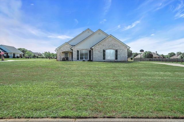 552 Heritage Ct, Canton, TX 75103 - view of front of home featuring stone siding