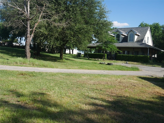 3376 Plainview Rd, Sherman, TX 75092 - view of green lawn