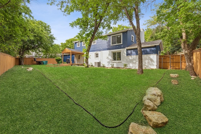4104 Middlebrook Rd, Fort Worth, TX 76116 - rear view of property with central air condition unit and stucco siding