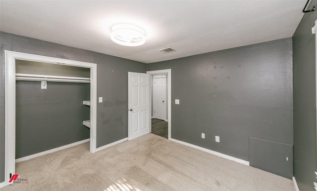9472 Ranch Ln, Shreveport, LA 71106 - unfurnished bedroom with carpet, baseboards, and a closet