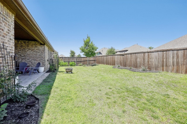 1816 Dunstan Dr, Fort Worth, TX 76052 - view of yard with an outdoor fire pit