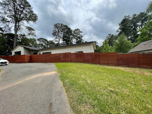 1030 E 70th St, Shreveport, LA 71106 - view of yard