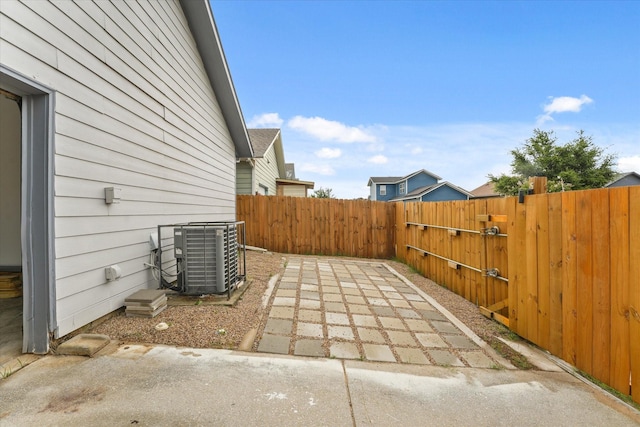 4706 Spring Ave, Dallas, TX 75210 - view of patio with cooling unit