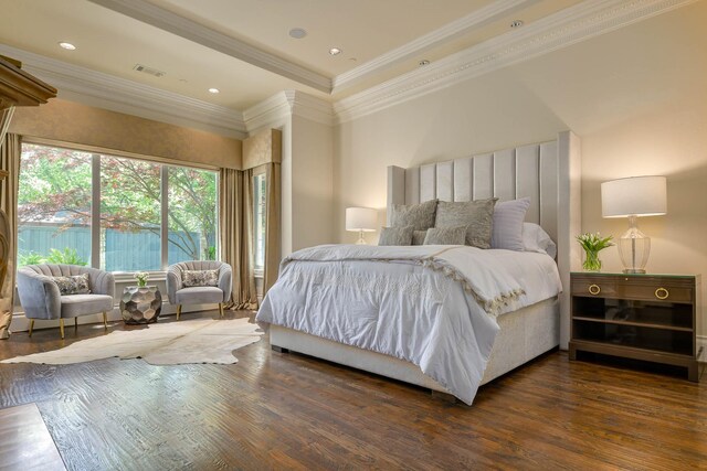 9996 Hollow Way Rd, Dallas, TX 75220 - bedroom featuring wood finished floors, ornamental molding, and recessed lighting