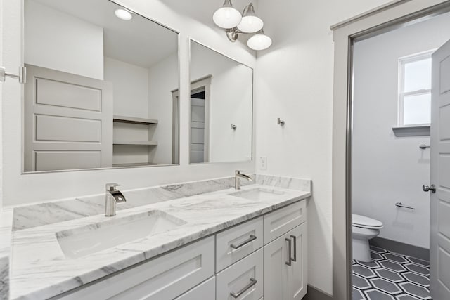 106 Maverick Way, Boyd, TX 76023 - full bathroom with double vanity and toilet
