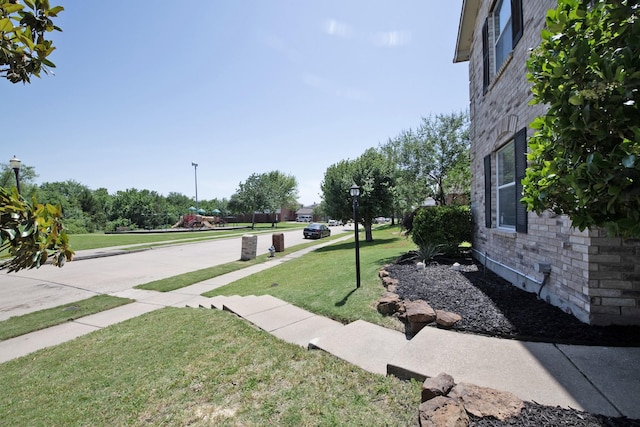 1446 Foxwood Ln, Rockwall, TX 75032 - view of green lawn