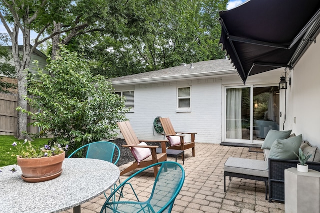 7805 Eagle Trl, Dallas, TX 75238 - view of patio