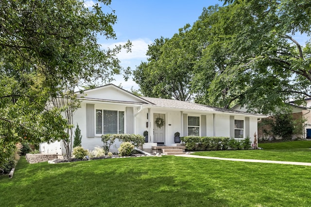 7805 Eagle Trl, Dallas, TX 75238 - single story home with a front yard