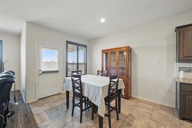 11512 Starlight Ranch Trl, Fort Worth, TX 76052 - dining room with baseboards and recessed lighting