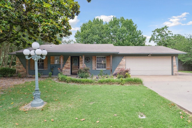 507 Cedar St, Edgewood, TX 75117 - ranch-style home with a garage, a front lawn, a porch, driveway, and brick siding