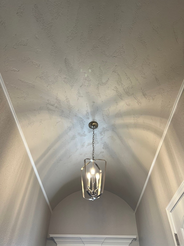 554 Calla Lily Dr, Tolar, TX 76476 - detailed view of a chandelier