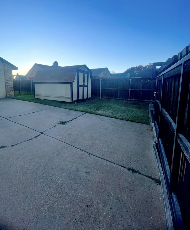 921 Granite Ln, Desoto, TX 75115 - view of patio / terrace